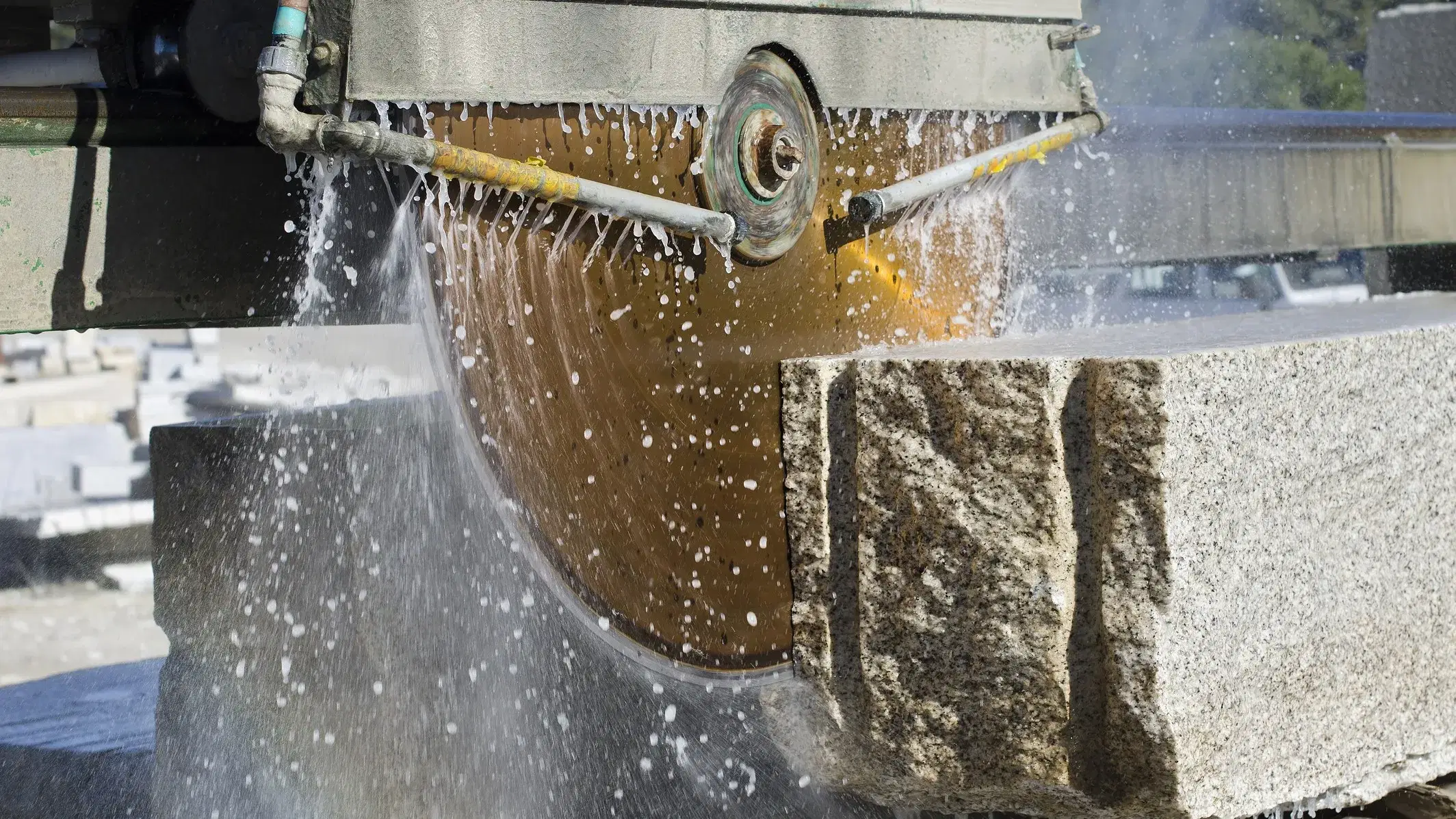 Watercuttingstonemethod silica dust